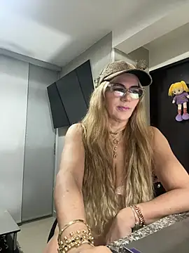LARIANA RIVERA23 online show from 11, 12, 2024