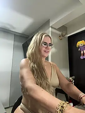 LARIANA RIVERA23 online show from 24, 12, 2024