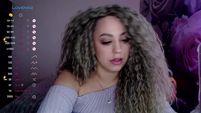 Snapshot of _Just_a_queen_3 chatting on 6, 3, 2025 Just a queen 3 online show from 6, 3, 2025