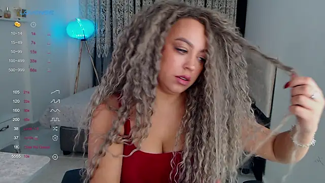 Snapshot of _Just_a_queen_3 chatting on 16, 10, 2025  Just a queen 3 online show from 16, 10, 2025