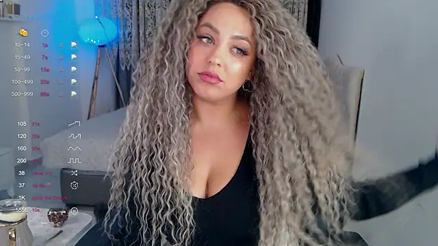 Snapshot of _Just_a_queen_3 chatting on 17, 10, 2025  Just a queen 3 online show from 17, 10, 2025