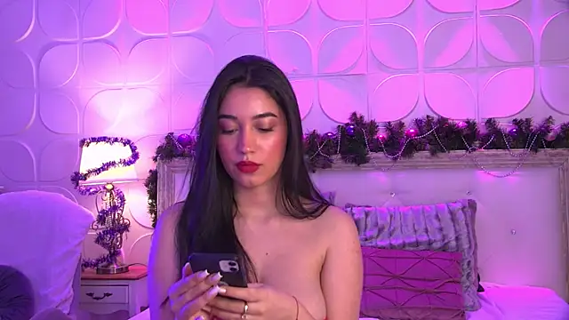 Snapshot of Amy_Sin chatting on 17, 12, 2024 Amy Sin online show from 17, 12, 2024