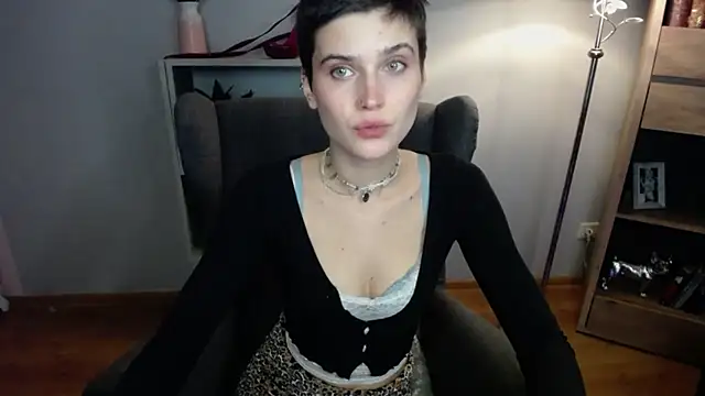 sarah perfect online show from 14, 12, 2025