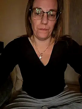Snapshot of SpiceLea chatting on 15, 12, 2024 SpiceLea online show from 15, 12, 2024
