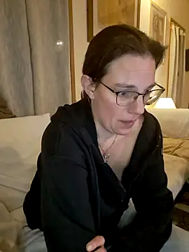 Snapshot of SpiceLea chatting on 20, 1, 2025 SpiceLea online show from 20, 1, 2025
