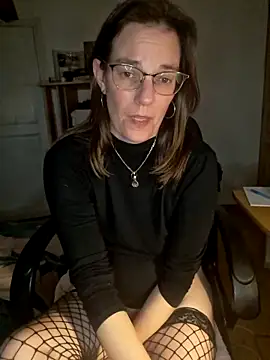 Snapshot of SpiceLea chatting on 28, 1, 2025 SpiceLea online show from 28, 1, 2025