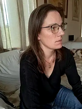 Snapshot of SpiceLea chatting on 30, 1, 2025 SpiceLea online show from 30, 1, 2025