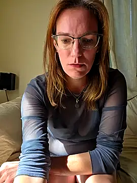 Snapshot of SpiceLea chatting on 16, 9, 2025 SpiceLea online show from 16, 9, 2025