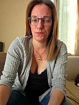 SpiceLea online show from 12, 3, 2026