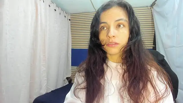 Snapshot of rosse_2504 chatting on 16, 6, 2026 rosse 2504 online show from 16, 6, 2026