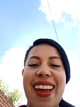 Snapshot of _andrea30 chatting on 9, 1, 2025  andrea30 online show from 9, 1, 2025