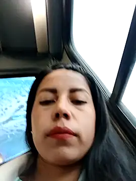 Snapshot of _andrea30 chatting on 16, 1, 2025  andrea30 online show from 16, 1, 2025