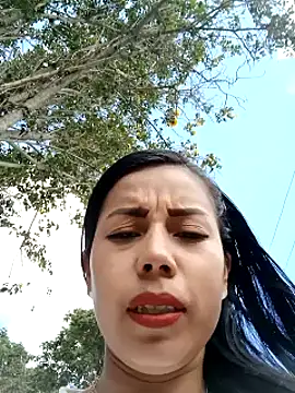 Snapshot of _andrea30 chatting on 31, 1, 2025  andrea30 online show from 31, 1, 2025