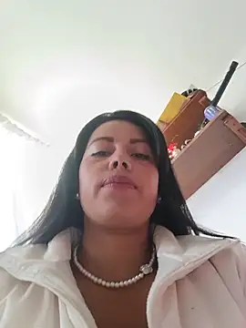  andrea30 online show from 24, 6, 2026