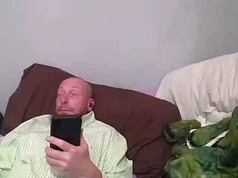 Snapshot of deepinnnnn chatting on 8, 3, 2025 deepinnnnn online show from 8, 3, 2025