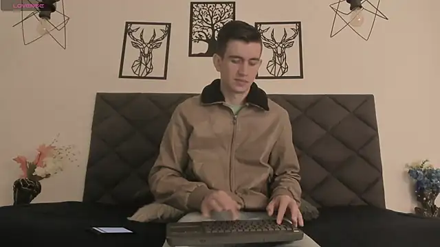 Snapshot of MikaelSlow chatting on 19, 1, 2025 MikaelSlow online show from 19, 1, 2025