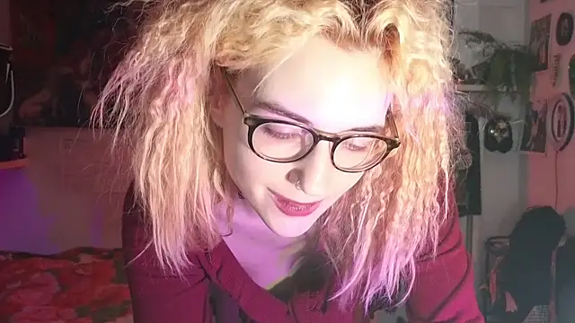 Snapshot of TatianaRomanov chatting on 15, 3, 2026 TatianaRomanov online show from 15, 3, 2026