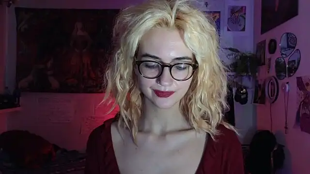 Snapshot of TatianaRomanov chatting on 23, 3, 2026 TatianaRomanov online show from 23, 3, 2026