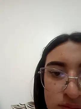 SophiaHilt0n online show from 9, 9, 2025