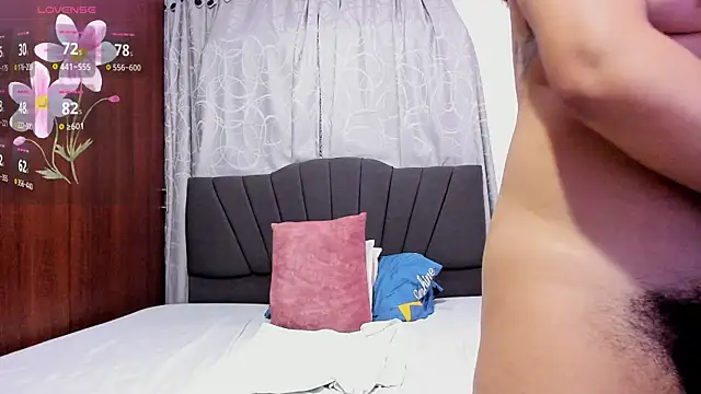 Snapshot of sharon_cambell_ chatting on 4, 10, 2025 sharon cambell online show from 4, 10, 2025