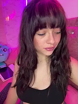 YovngBaby online show from 7, 4, 2026