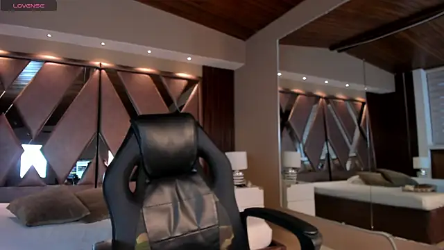 IsabellaaJoness online show from 14, 1, 2026