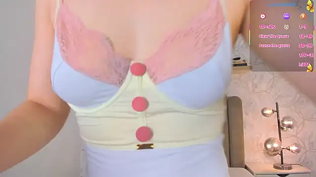 Snapshot of Roma__love chatting on 24, 10, 2025 Roma love online show from 24, 10, 2025