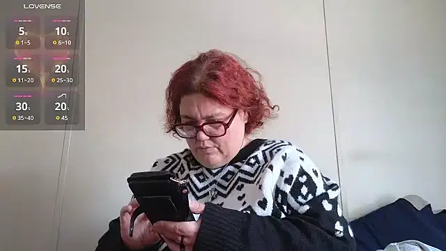 Snapshot of EmberCum chatting on 7, 1, 2025 EmberCum online show from 7, 1, 2025