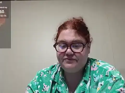 Snapshot of EmberCum chatting on 4, 2, 2025 EmberCum online show from 4, 2, 2025