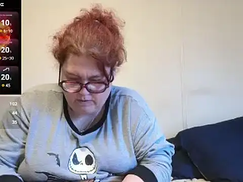 Snapshot of EmberCum chatting on 27, 2, 2025 EmberCum online show from 27, 2, 2025