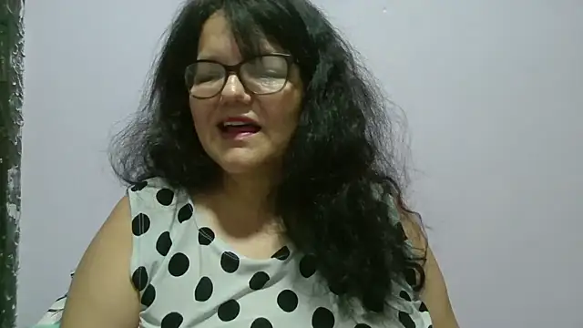 kassandra02 online show from 11, 5, 2026