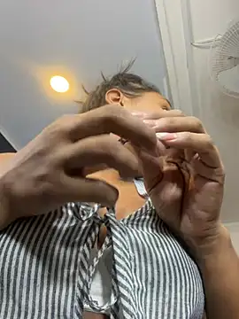 Snapshot of NaiomyLanes chatting on 27, 3, 2026 NaiomyLanes online show from 27, 3, 2026