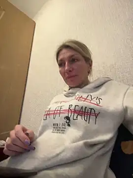 Snapshot of Your_Dayana chatting on 6, 12, 2024 Your Dayana online show from 6, 12, 2024