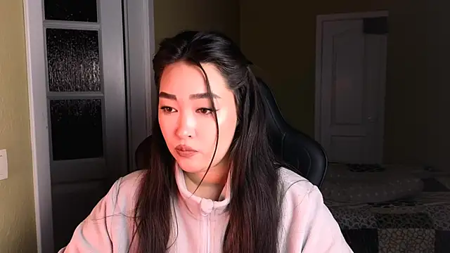 Snapshot of Erica_Wayne chatting on 12, 1, 2025 Erica Wayne online show from 12, 1, 2025