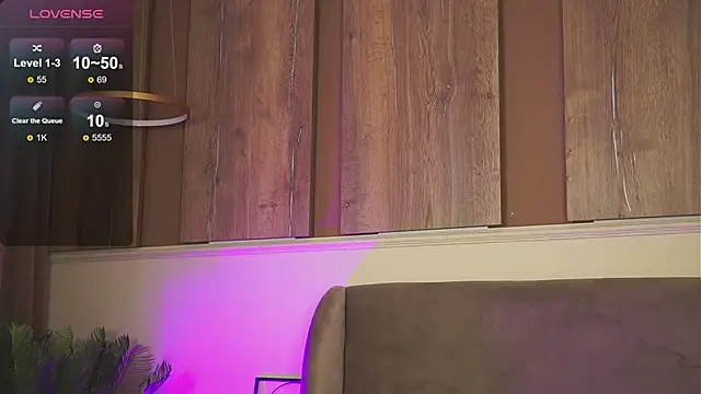 EmilyRaymont online show from 10, 12, 2024