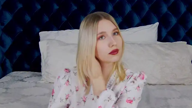 LiliLinn online show from 18, 1, 2025