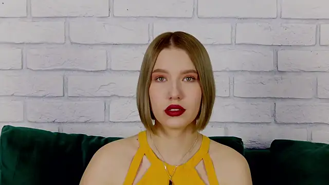 LiliLinn online show from 25, 1, 2025