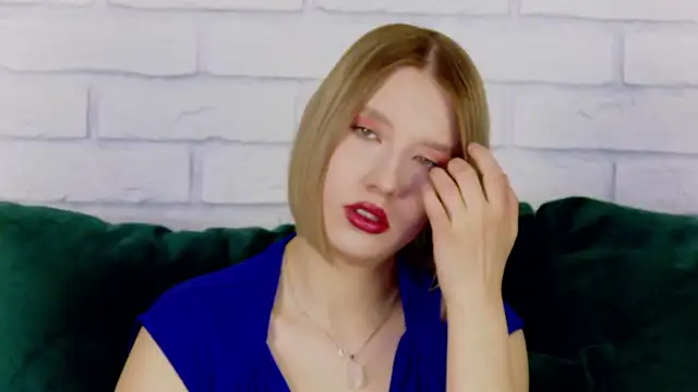 LiliLinn online show from 24, 2, 2025