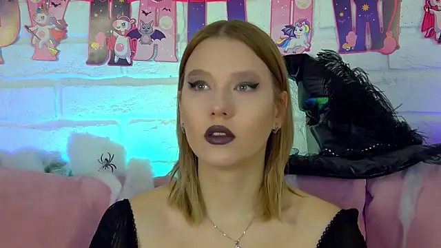 LiliLinn online show from 31, 10, 2025