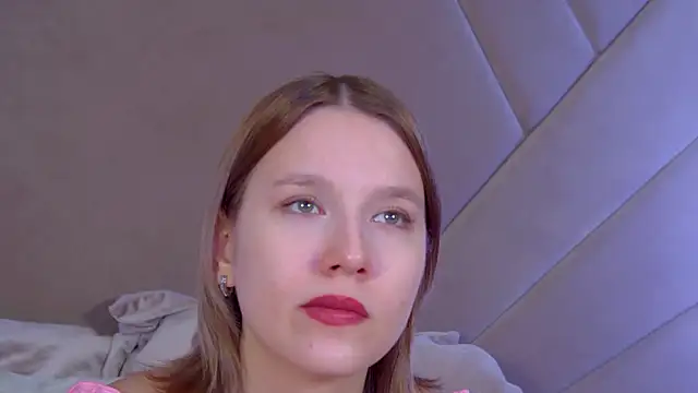 LiliLinn online show from 1, 12, 2025