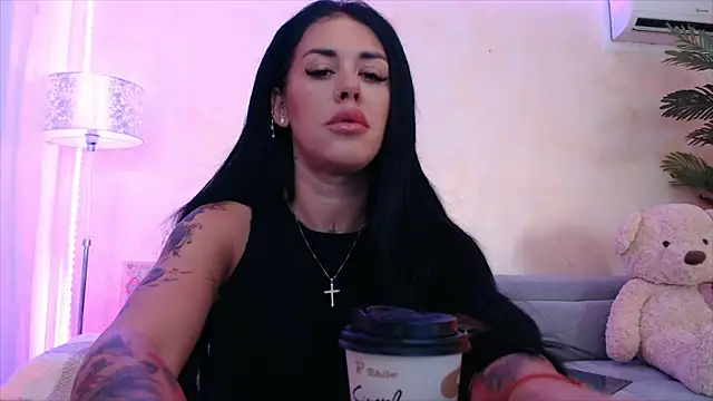 LaylaCruzRose online show from 29, 4, 2026