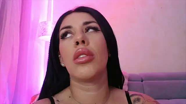 LaylaCruzRose online show from 29, 5, 2026