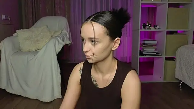 Snapshot of Katy_perry_ chatting on 23, 1, 2025 Katy perry  online show from 23, 1, 2025