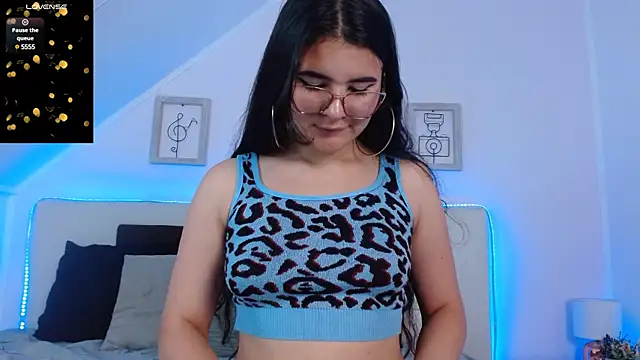 Tifanny grey online show from 30, 1, 2025