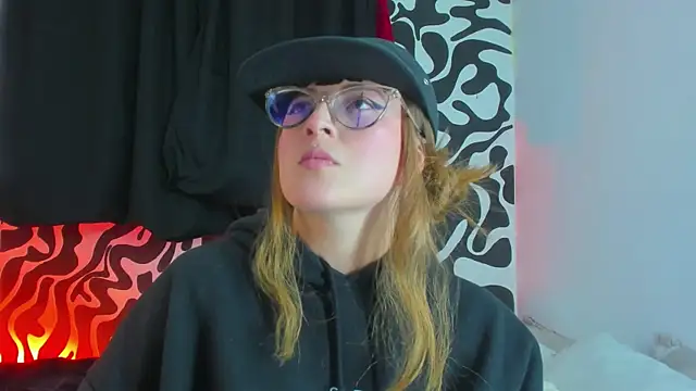 Snapshot of tekila__ chatting on 25, 10, 2025 tekila online show from 25, 10, 2025