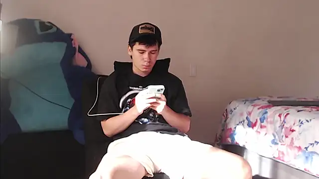 Snapshot of harry_greg21 chatting on 21, 10, 2025 harry greg21 online show from 21, 10, 2025