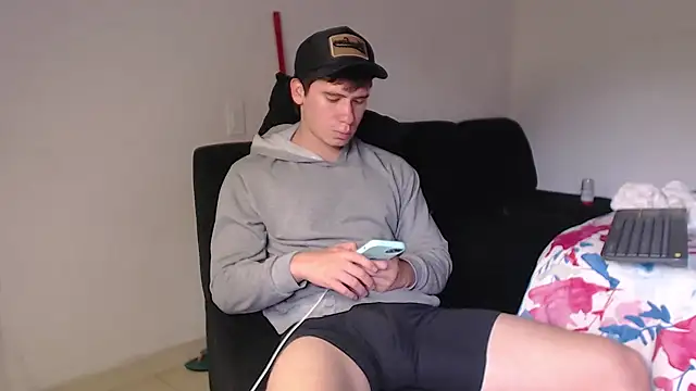 Snapshot of harry_greg21 chatting on 31, 10, 2025 harry greg21 online show from 31, 10, 2025