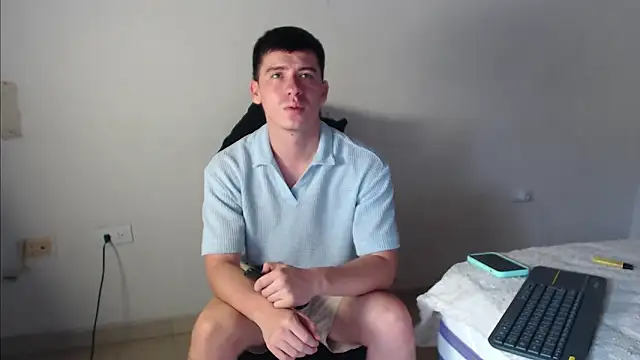 Snapshot of harry_greg21 chatting on 15, 11, 2025 harry greg21 online show from 15, 11, 2025