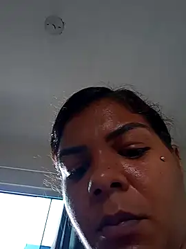 Snapshot of Indiazinhax chatting on 18, 3, 2025 Indiazinhax online show from 18, 3, 2025