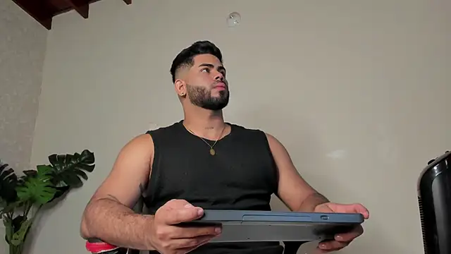 noah crux online show from 18, 1, 2025